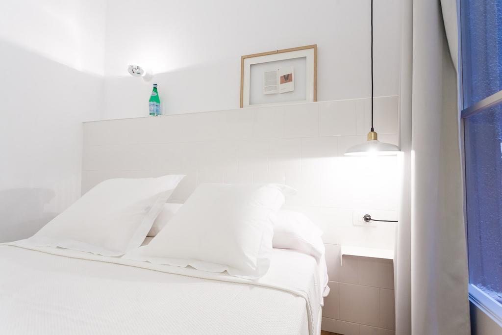 Hostal Argo Barselona Oda fotoğraf